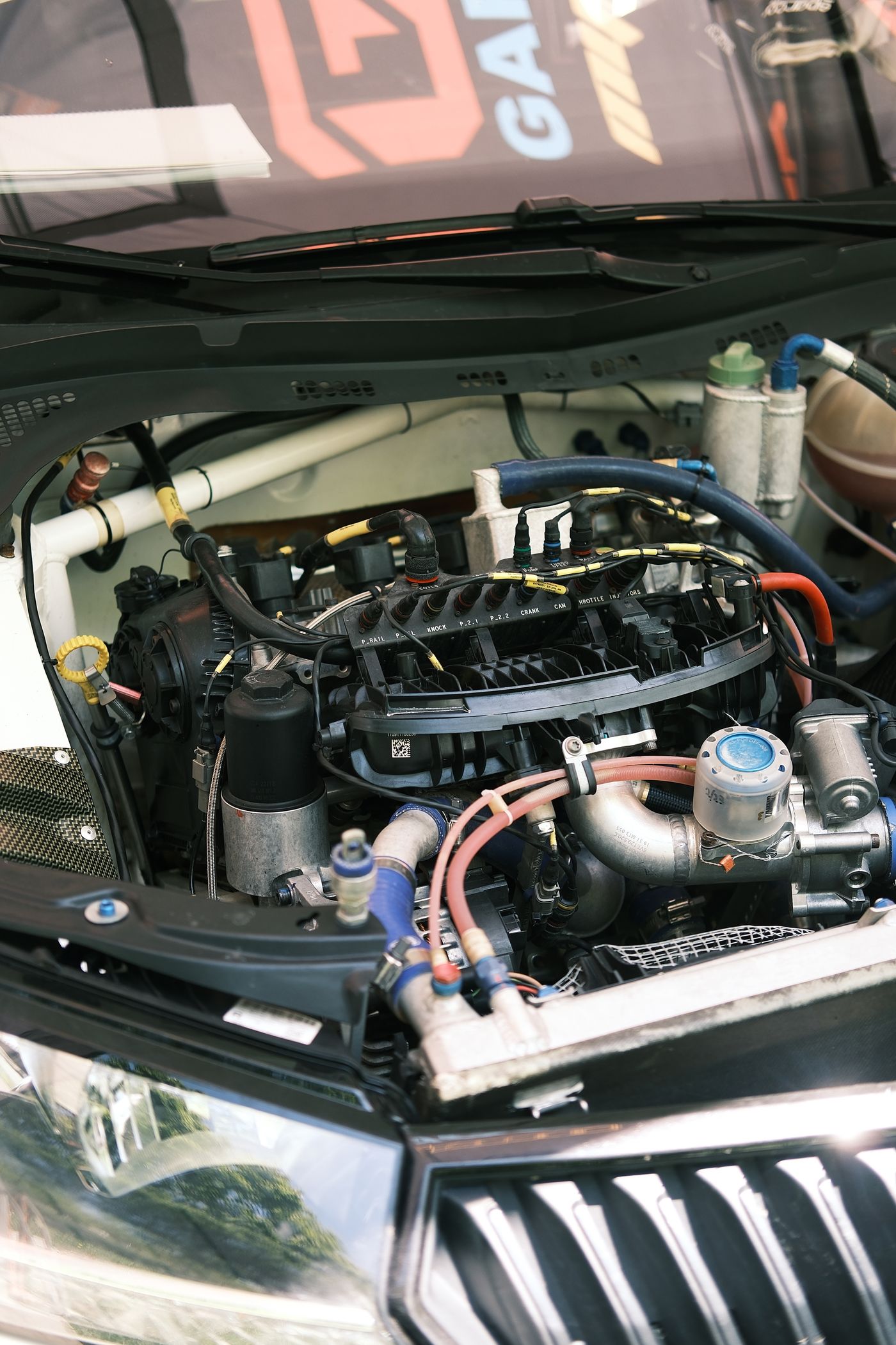 Engine bay inspection during EFI tuning and maintenance